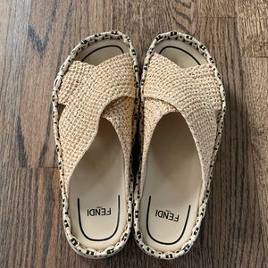 Fendi Beige Raffia Reflections